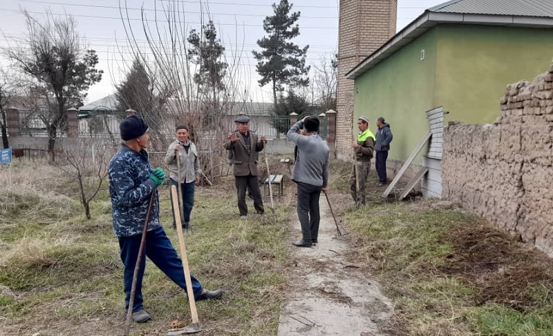 Кара-Суу-районунда-баш-имам-хатибдин-демилгеси-менен-ишембилик-өткөрүлдү